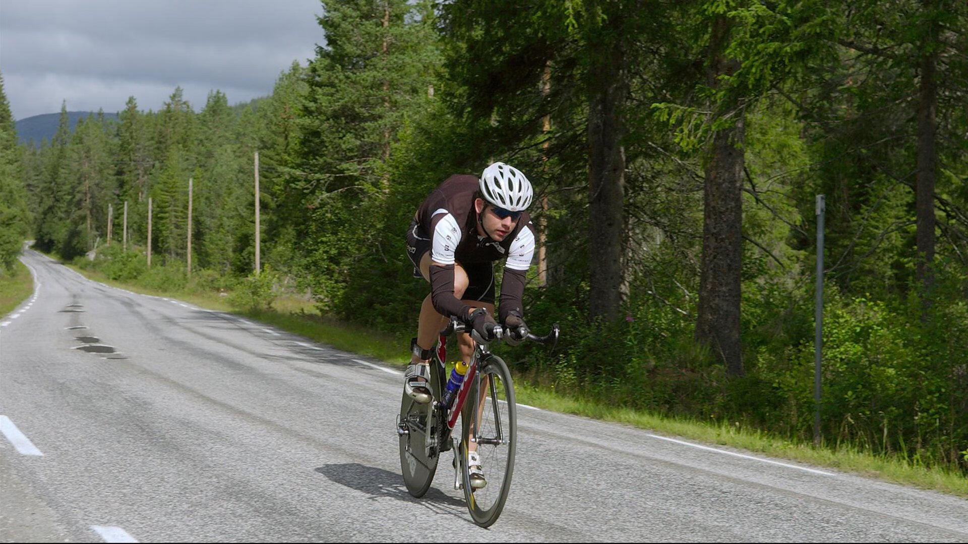 浓眉罚球线附近命中率大幅提升，浓眉总决赛罚球命中率