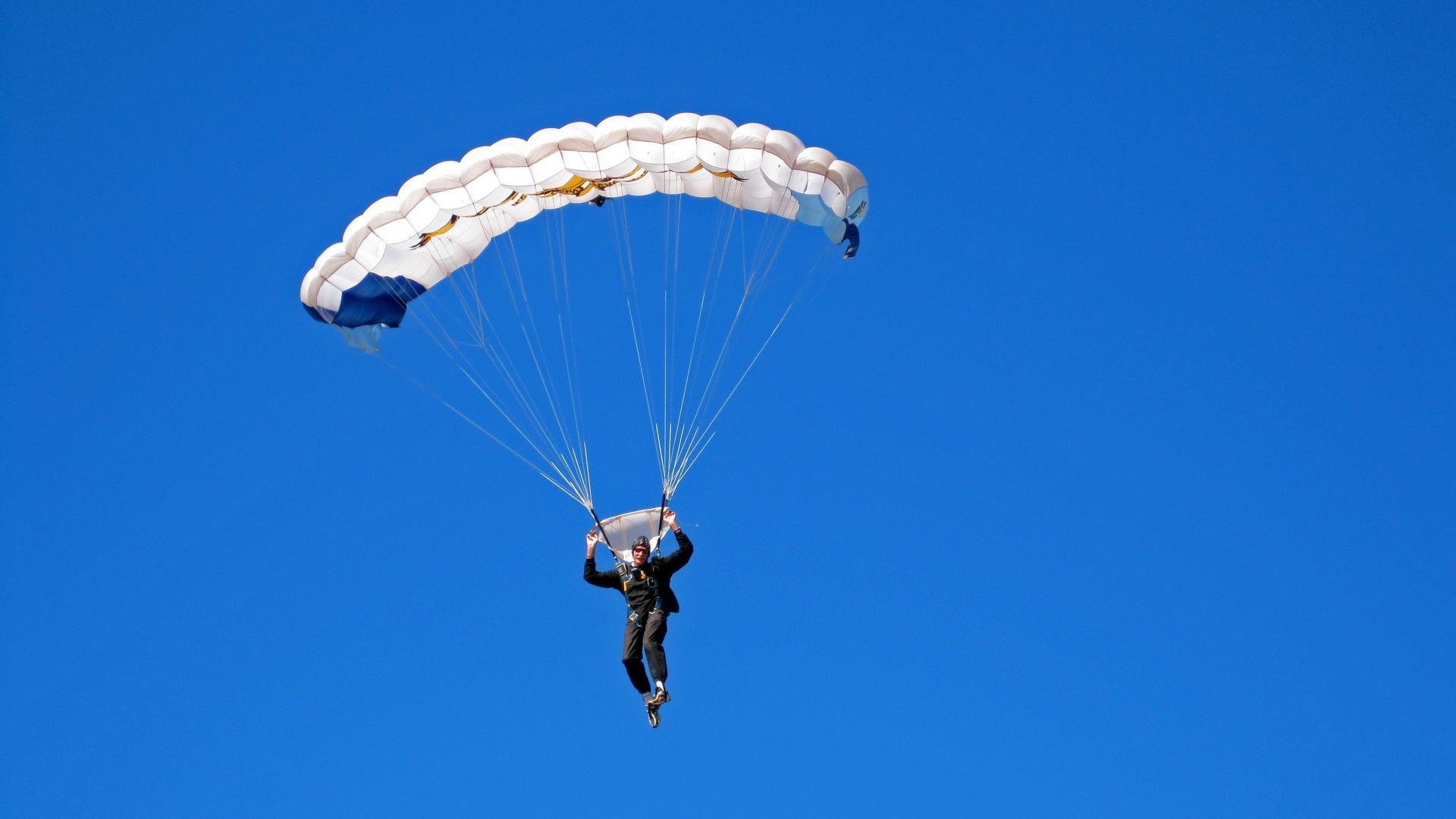 海湾者主帅：全队团结应对挑战，海湾联盟